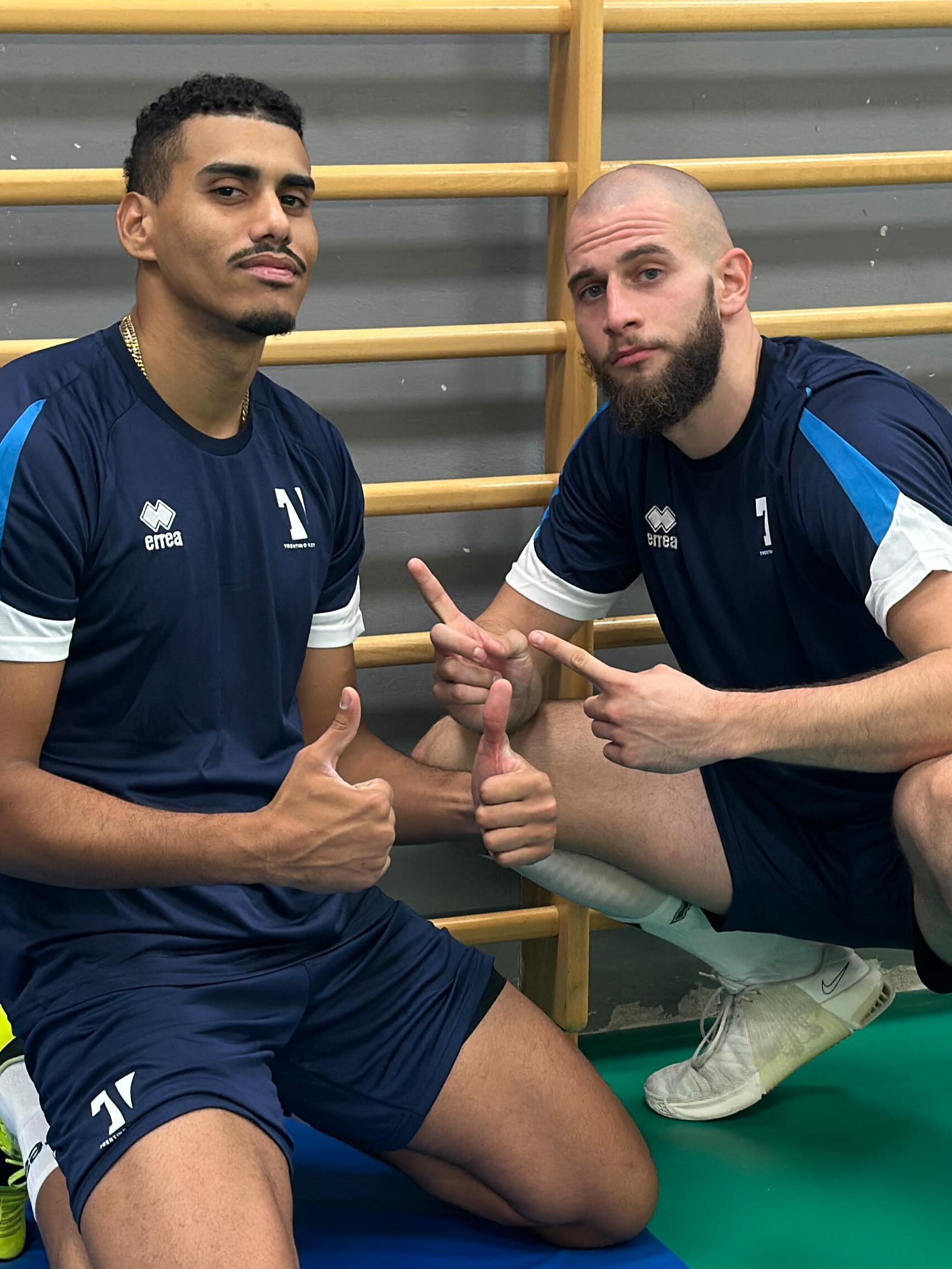 包含重磅！风云突变多特蒙德赛前主帅复盘风云突变多伦多猛龙转会期主帅复盘，赛后利物浦备战德国杯的词条