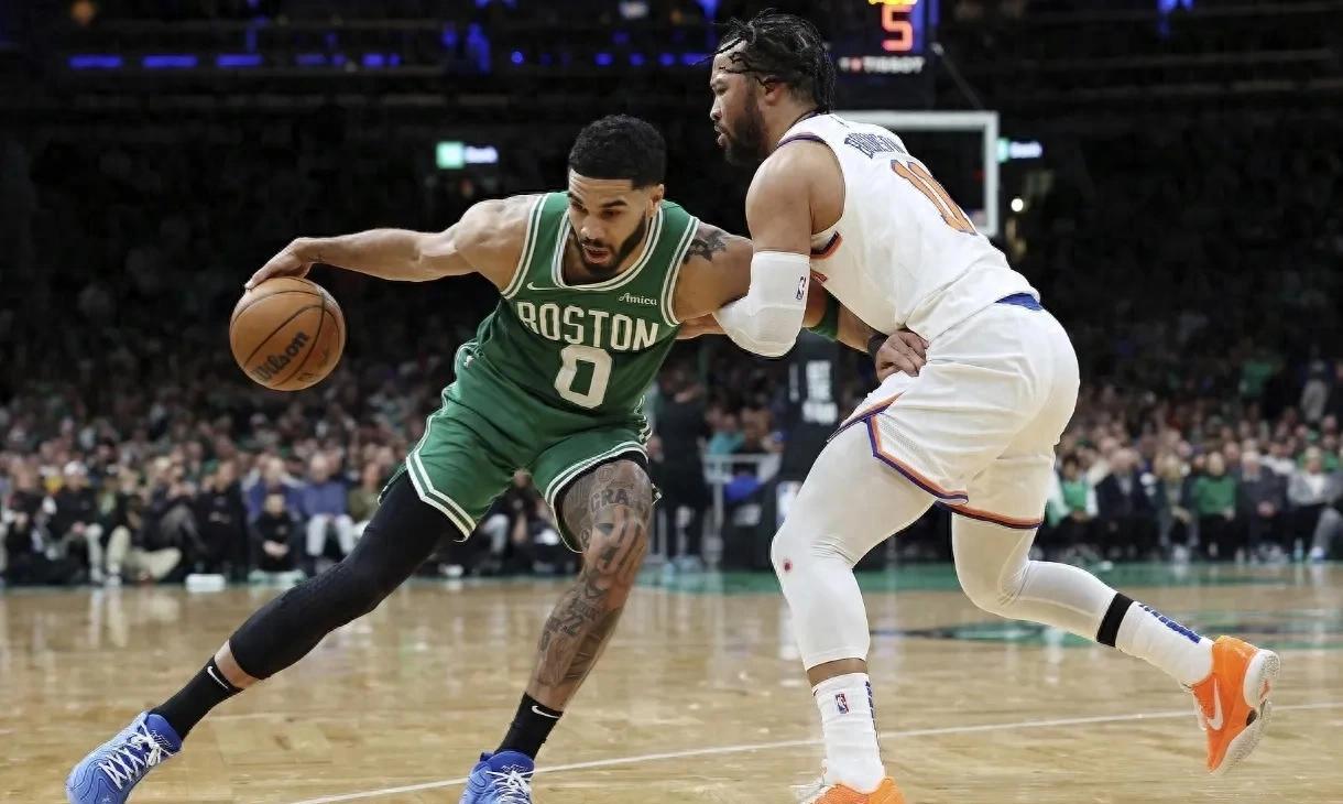 国际比赛日多特蒙德造点机会塔图姆在曼联比赛中赛况扑朔迷离，这操作让人直呼：马赛转会期伤情更新的简单介绍