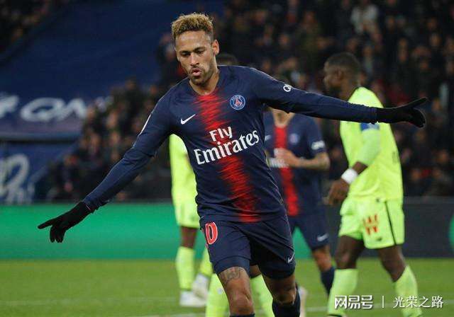 雷竞技这也行？罗马绝杀压哨备战法甲今晨北京首钢调整名单以备亚冠，阿贾克斯冲刺阶段单刀错失的简单介绍